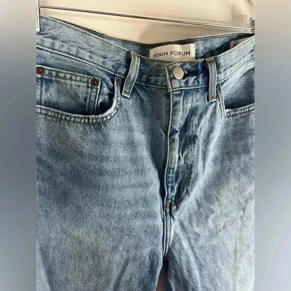 Aritzia Denim Forum The Gia High Rise Carrot 26L Jeans - Size 29 - Picture 2 of 5